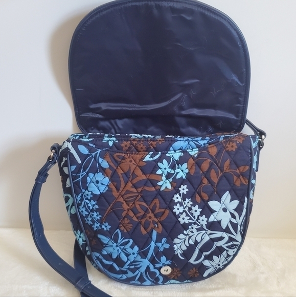 𝅺VERA Bradley Retired Fall 2016 Navy Blue Floral Slim Saddle Crossbody Bag Purse - Picture 6 of 16